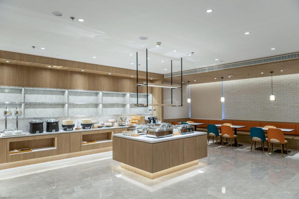 hanting hotel changchun high tech zong guigu street university town