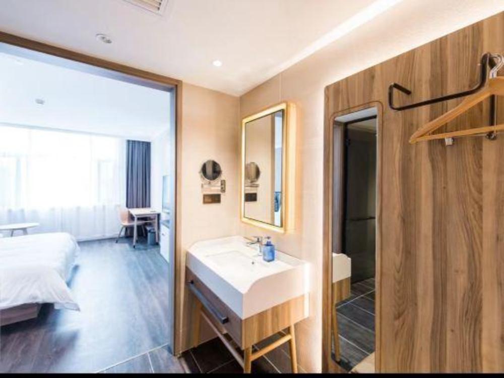 hanting hotel changchun high tech zong guigu street university town