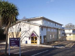 premier inn christchurch highcliffe