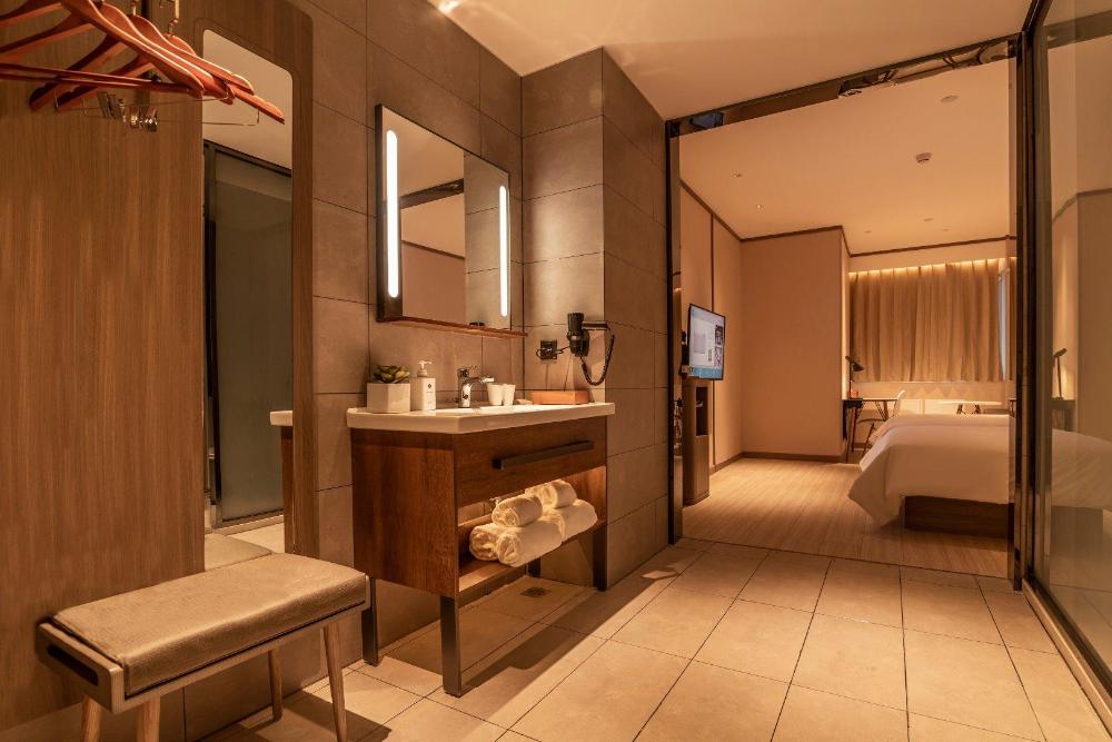 hanting hotel tianjin south station shehuishan square