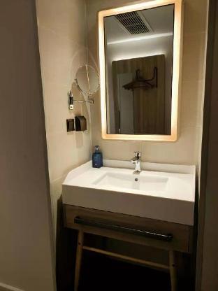 hanting premium hotel huayin huashan mountain scenic area huayue avenue