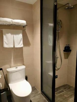 hanting premium hotel huayin huashan mountain scenic area huayue avenue