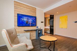 hanting premium hotel huayin huashan mountain scenic area huayue avenue