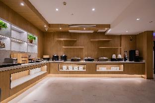 hanting premium hotel huayin huashan mountain scenic area huayue avenue