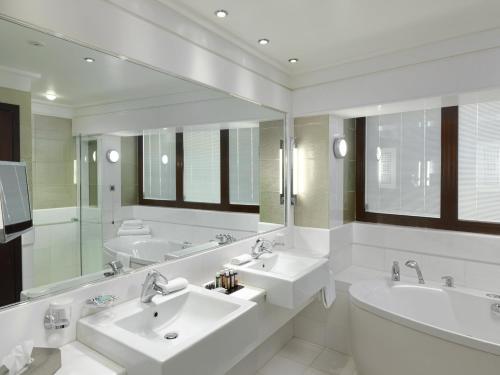 crowne plaza athens city centre by ihg