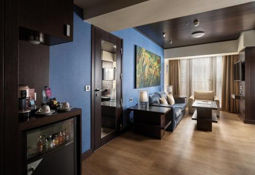 crowne plaza athens city centre by ihg