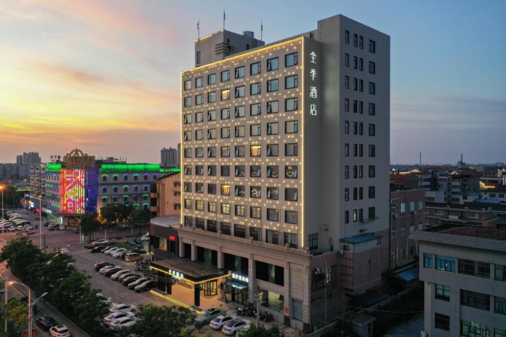 ji hotel qidong lvsi port