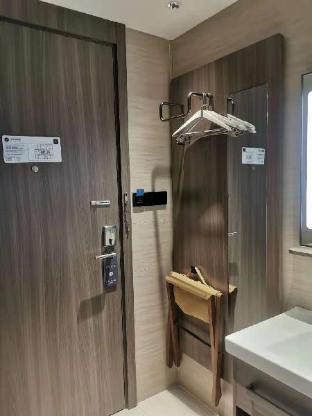 hanting hotel haiyan wuyue plaza