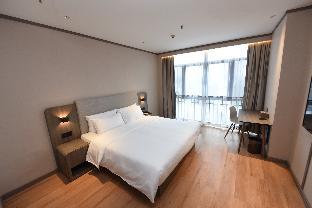 hanting hotel haiyan wuyue plaza