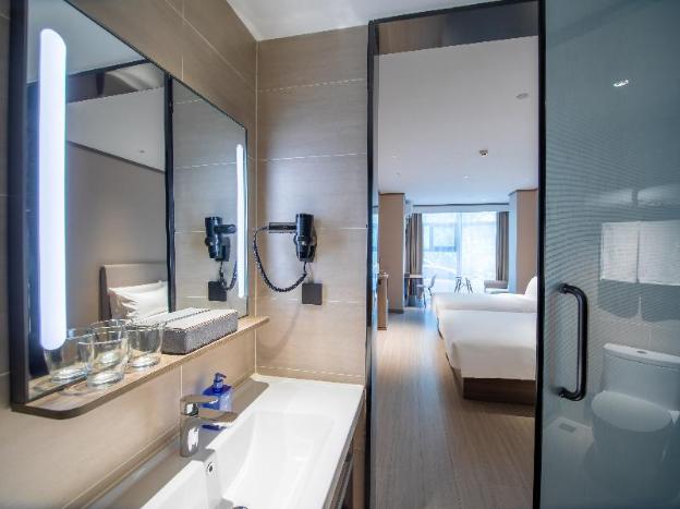 hanting hotel harbin exhibition center hongbo central park