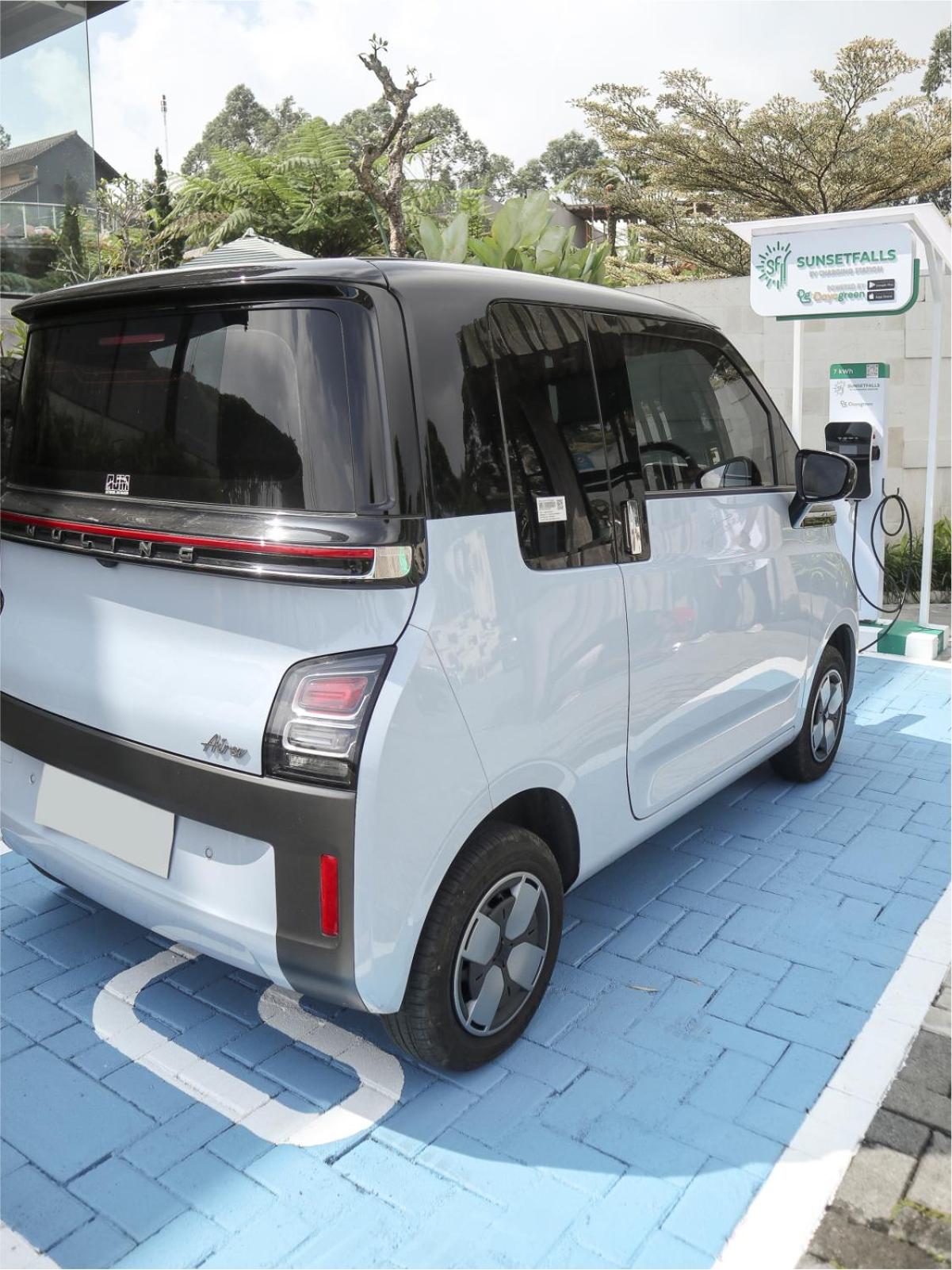 sunsetfalls gardens and resort