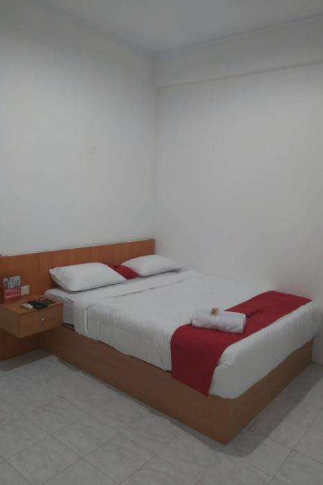 reddoorz near gor uny