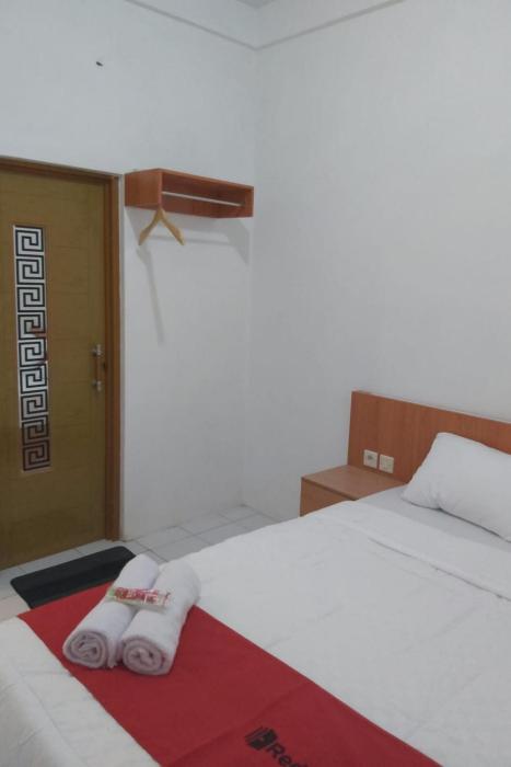 reddoorz near gor uny