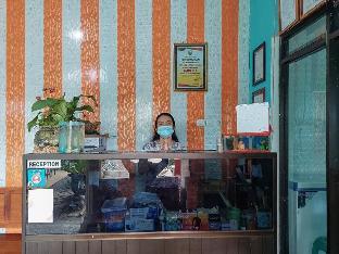 icha homestay near terminal purabaya madiun