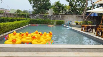 the toy beach resort