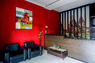 reddoorz plus near amplaz yogyakarta