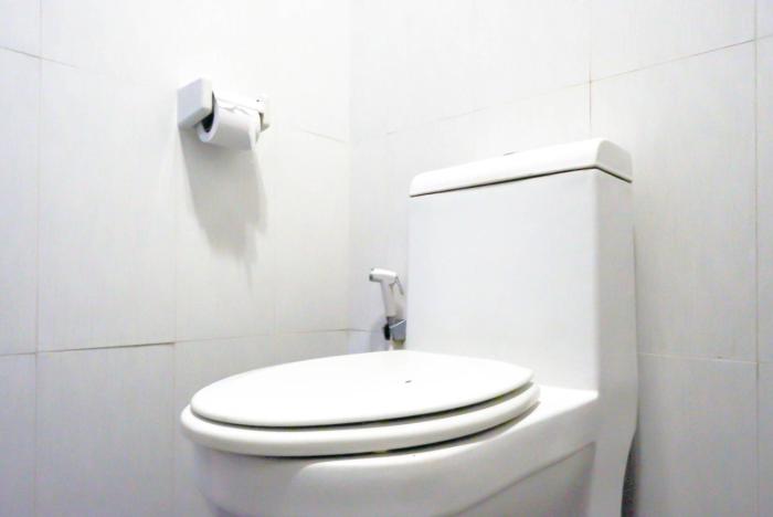 reddoorz plus near amplaz yogyakarta