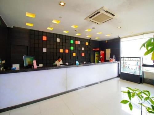 jinjiang inn hefei changjiang west road dashushan metro station