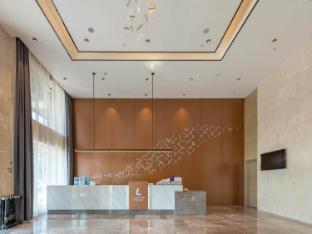 lavande guangzhou baiyun international airport flower city rong chuang