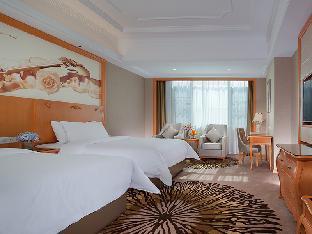 vienna hotel kunming dian lake dounan flower market jingui street metro station