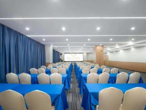 vienna hotel lincang new asia pacific times square
