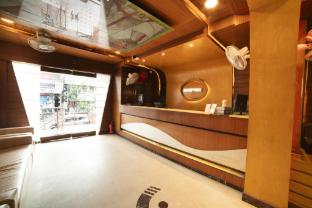 hotel kinnera comforts