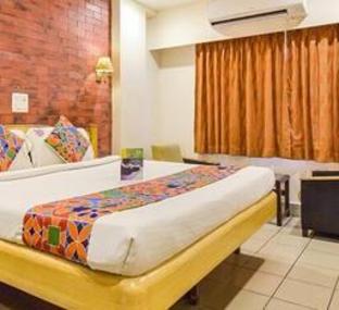 hotel kinnera comforts