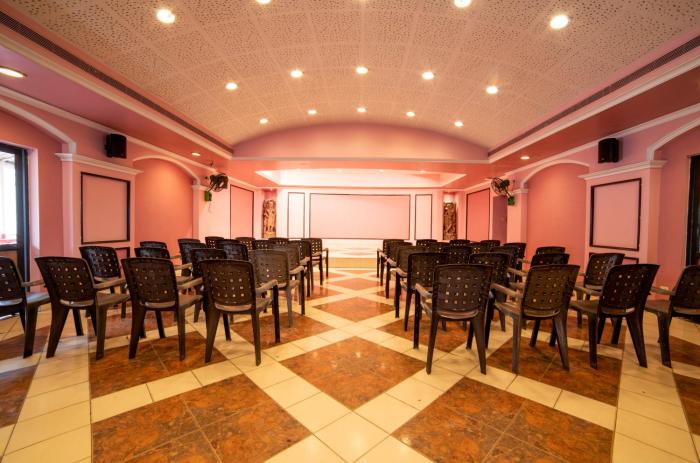 hotel kinnera comforts