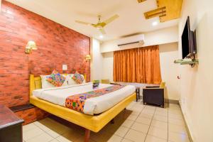 hotel kinnera comforts