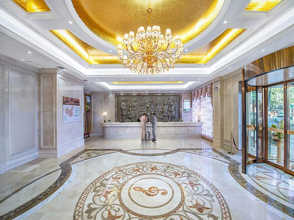vienna hotel hunan yueyang east high speed railway station wal mart