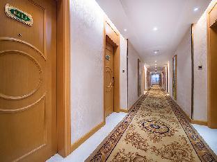 vienna hotel hunan yueyang east high speed railway station wal mart