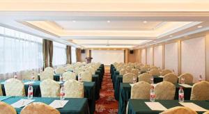 vienna hotel tibet linzhi pedestrian street hebin road