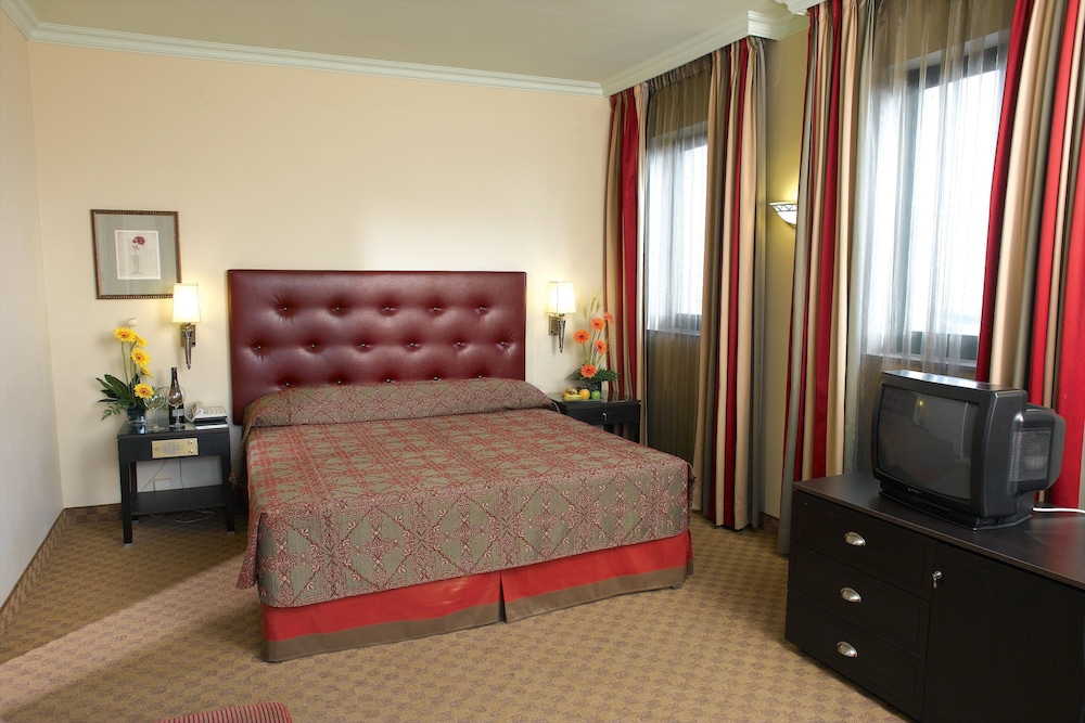 prima kings hotel