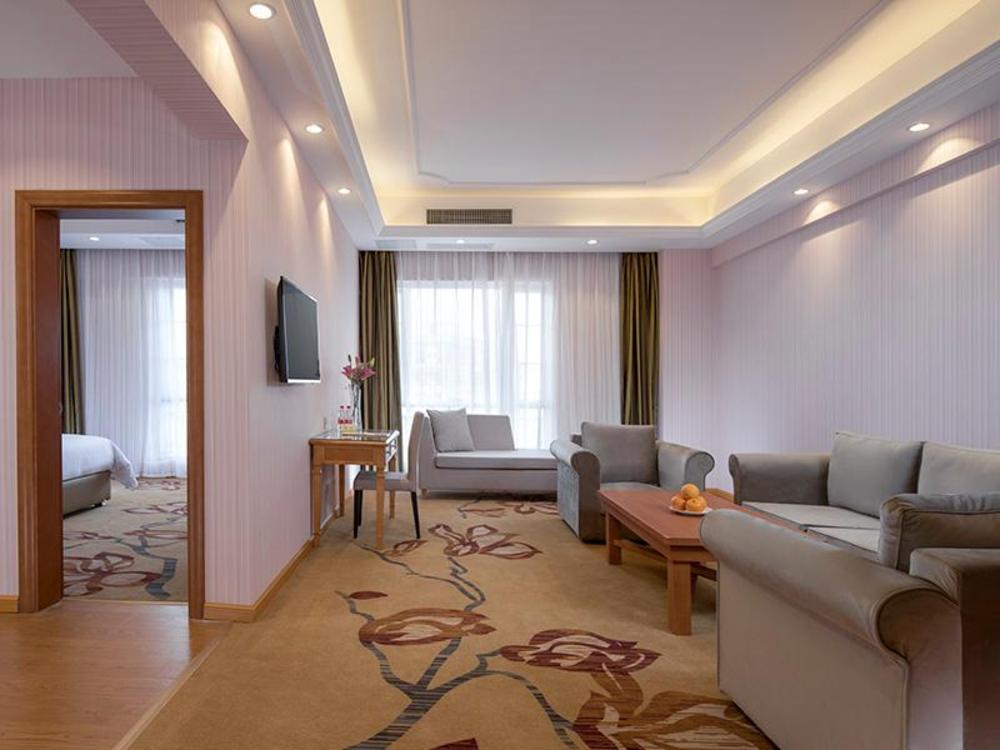 vienna hotel kunming yunda west road xiaodong village metro station