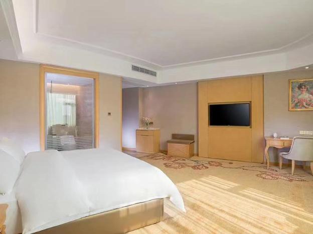 vienna hotel guangxi hechi nandan jinfurong square