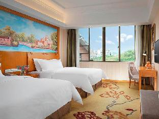 vienna hotel guizhou anshun huangguoshu waterfall scenic spot