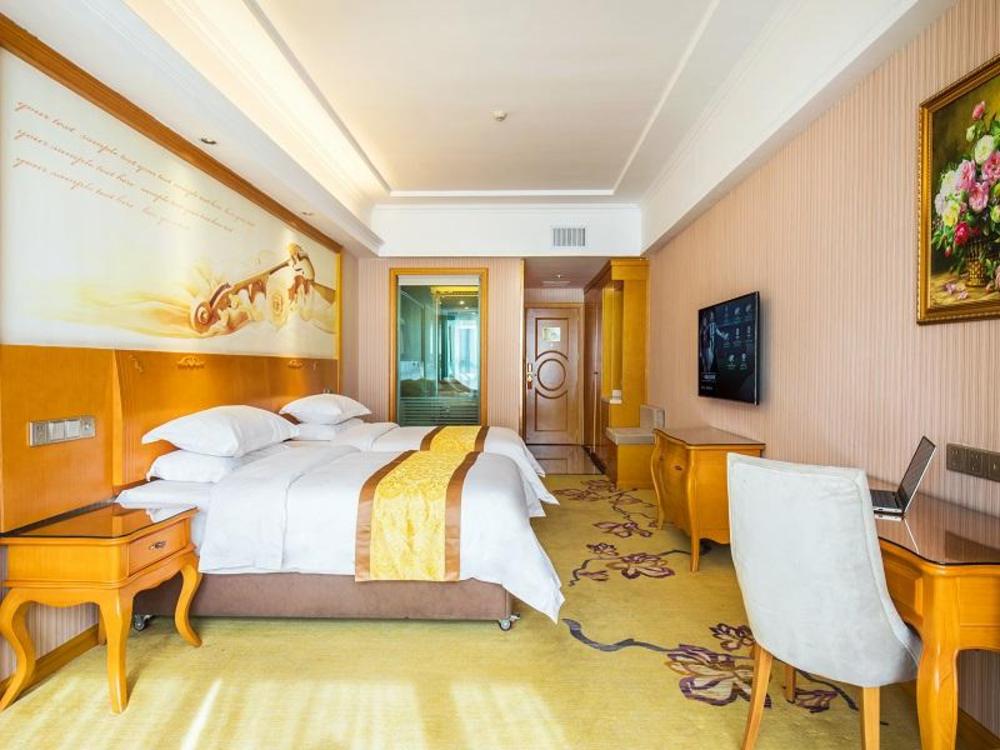 vienna hotel qinghai xining deling halu city east wanda plaza