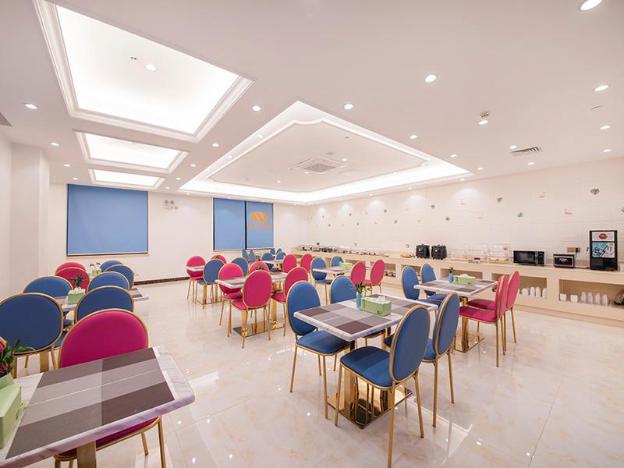 vienna hotel guangxi liuzhou sanjiang gulou niaochao passenger station