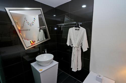 zoom inn boutique hotel danga bay johor bahru