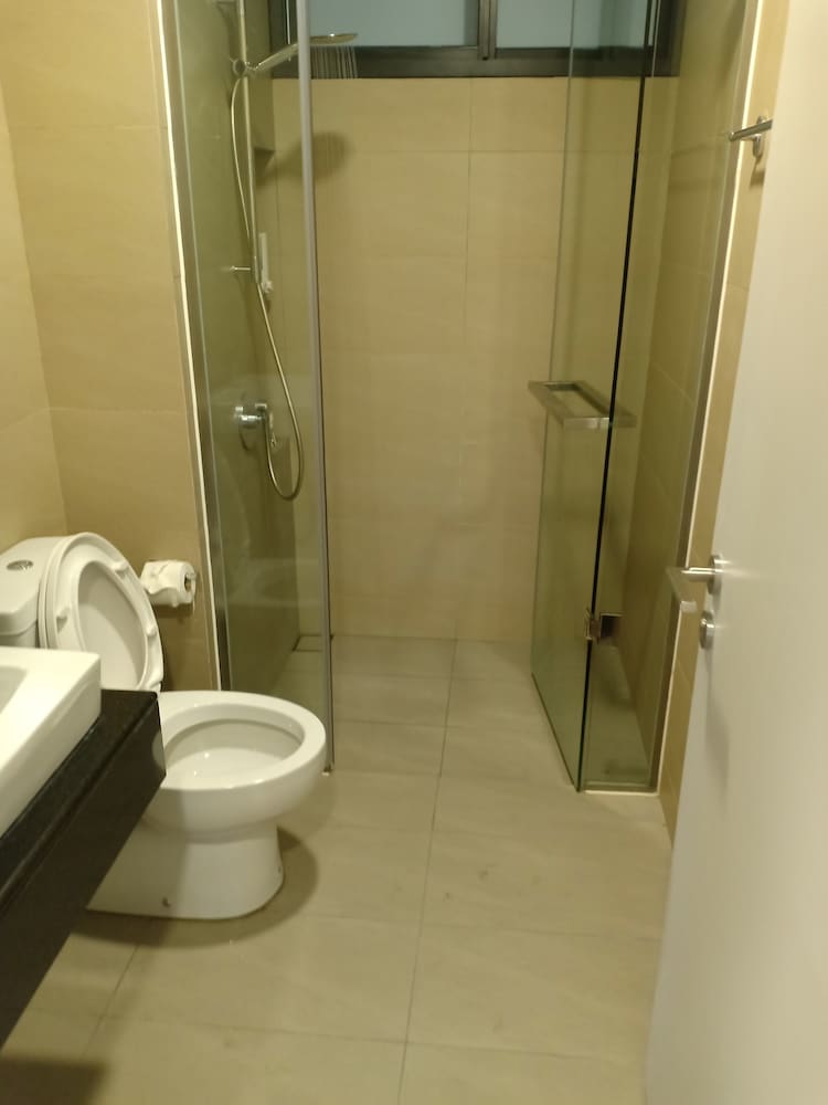 zoom inn boutique hotel danga bay johor bahru