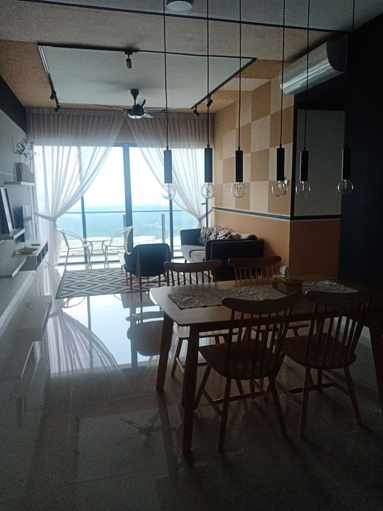 zoom inn boutique hotel danga bay johor bahru