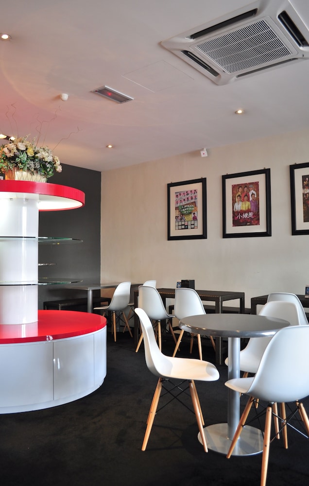 zoom inn boutique hotel danga bay johor bahru