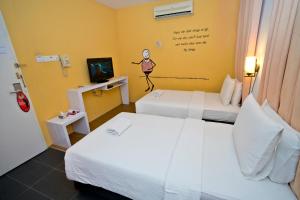 zoom inn boutique hotel danga bay johor bahru