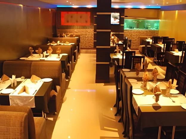 hotel hvh kashi vishwanath