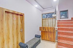 Flagship 83410 Golden Key Inn,New Delhi>>Delhi,3 star