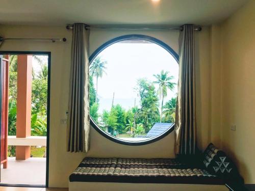 koh yao yai sea breeze house