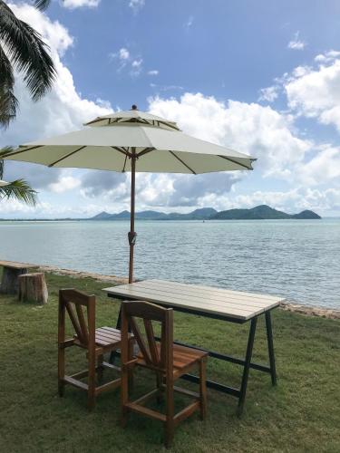 koh yao yai sea breeze house