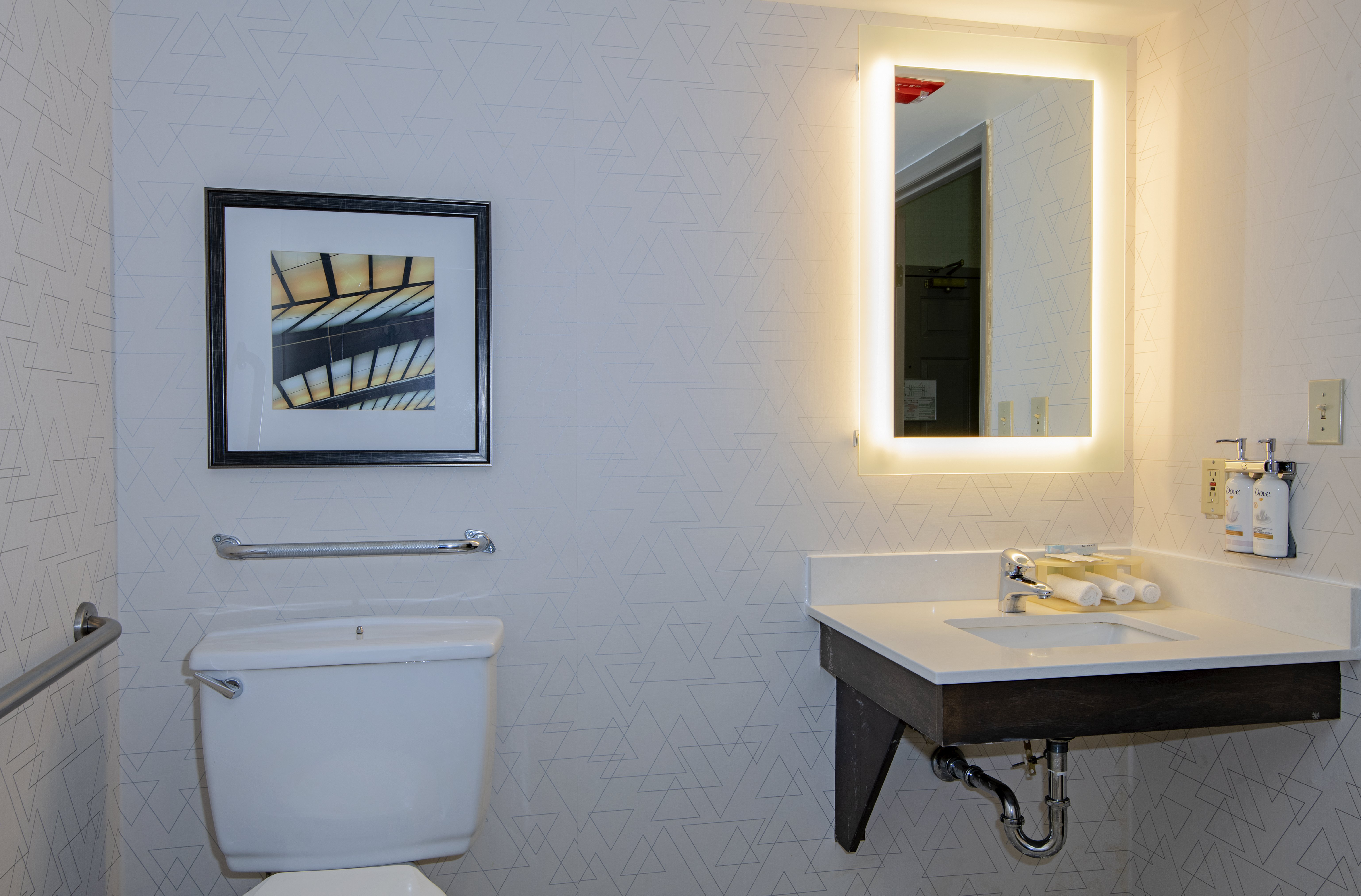 holiday inn express kamloops by ihg