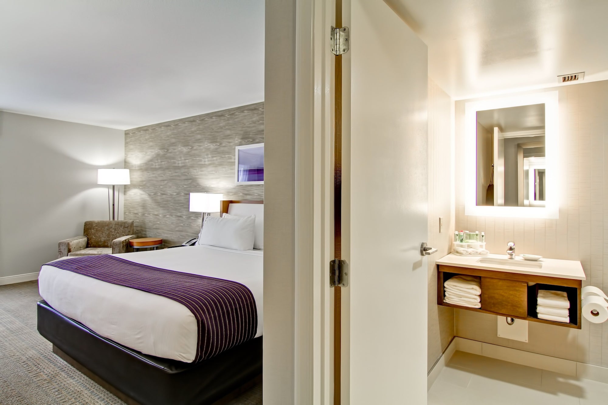 holiday inn express kamloops by ihg