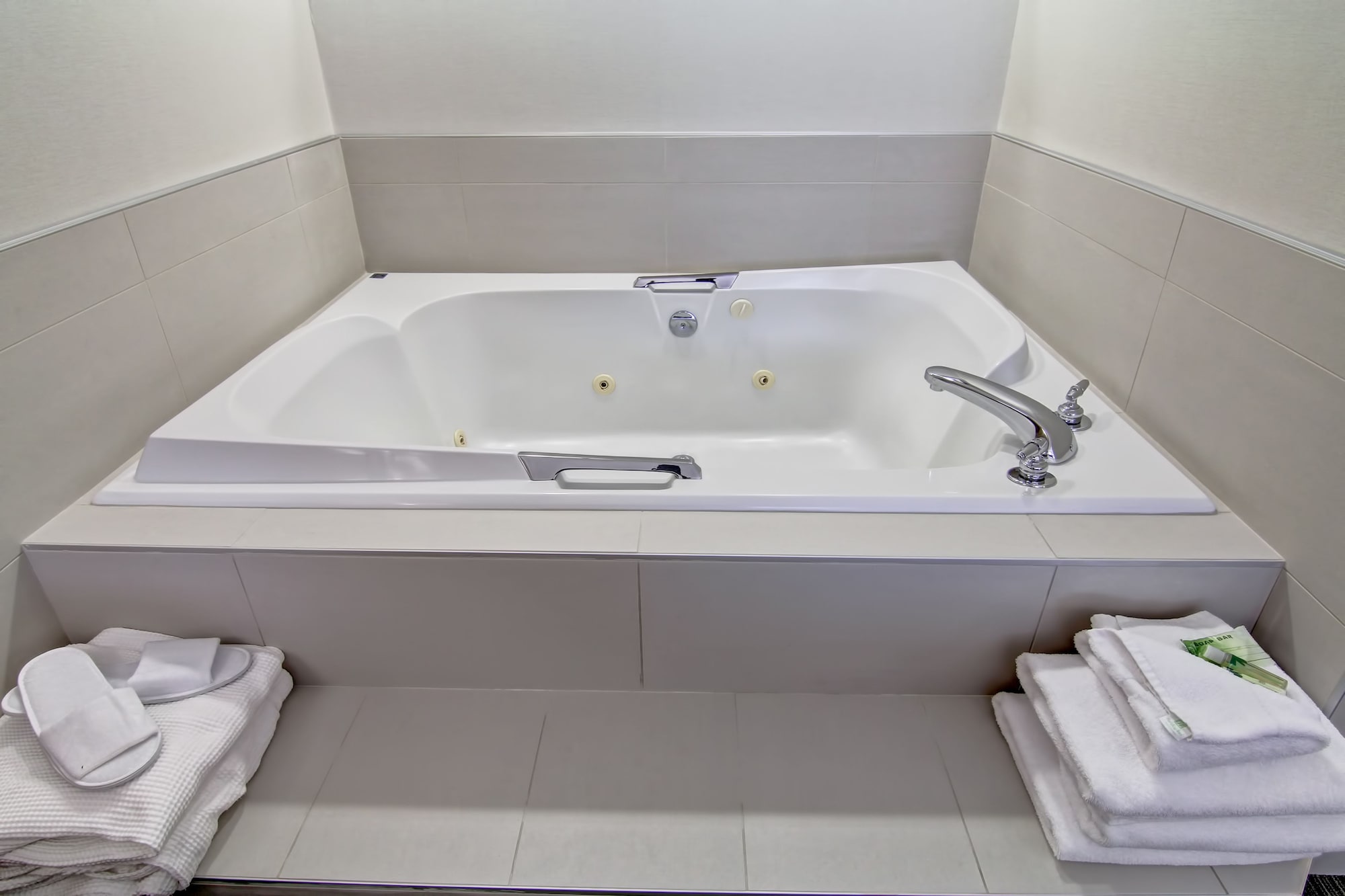 holiday inn express kamloops by ihg